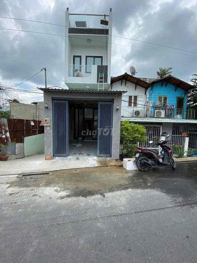 Mặt tiền Kinh Doanh TX18 Q12 giá 2xx
