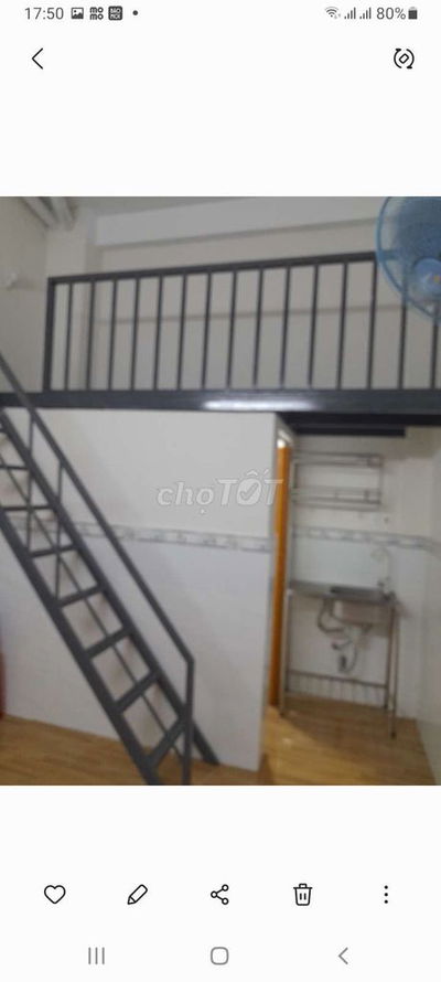 Còn một phòng trọ,lối đi riêng,chỉ ỏ một nguòi