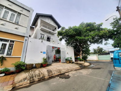 Bán biệt thự 288m2, 2 mặ tiền, tại 1B3 KBT Thạnh Xuân, Q12, HCM,