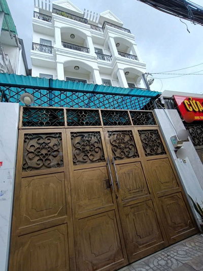 Nhà 4 tầng hẻm 1/ xe hơi Quang Trung, DT: 4,12 x 17m