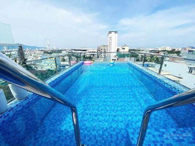 Bán tòa căn hộ 7 tầng mặt tiền Núi Thành trung tâm Đà Nẵng.