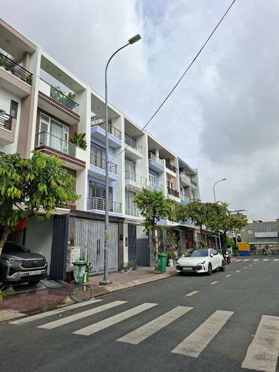 CHO THUÊ GIƯỜNG KÍ TÚC XÁ SÁT BÊN CAO ĐẲNG CÔNG THƯƠNG
