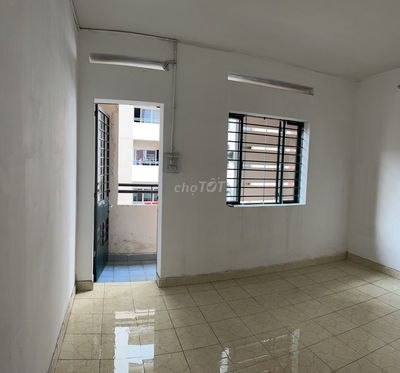 CHO THUÊ CC BÀU CÁT 2 THANG BỘ 2PN 7TR5/THÁNG CÓ NỘI THẤT