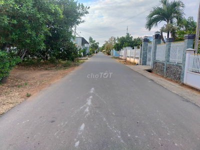 Bán 17x45m sau UBND Phước Tân- Hồ Tràm, sát tuyến 328 mới đi Hồ Tràm