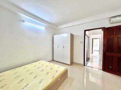 1PN + TÁCH BẾP + BAN CÔNG SIÊU RỘNG GẦN CV GIA ĐỊNH