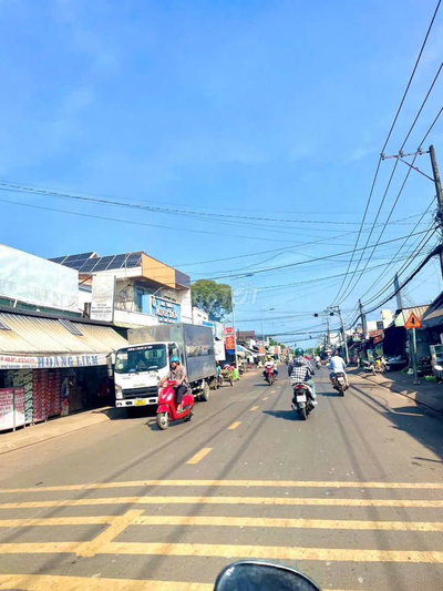 Bán đất xây dãy trọ, mặt tiền đường nhựa 10m, nhìn sang KCN Dầu Giây