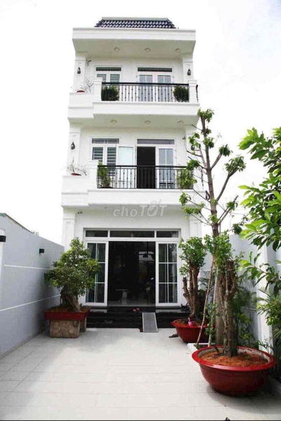 CHO THUÊ NHÀ RỘNG HỢP KD ONLINE DT 5x30 1 TRỆT 2LẦU 4PN 4WC SÂN RỘNG
