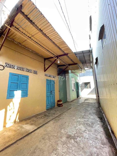 Bán nhà Bờ Kè, 1 / Sư Vạn Hạnh., TP. Pleiku 71m2 giá 695tr, shr