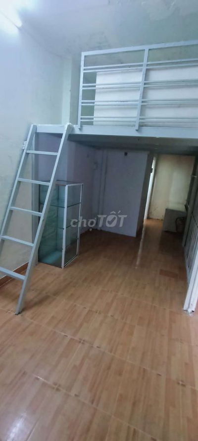 Phòng trọ máy lạnh có gác lửng,pvs khép kín