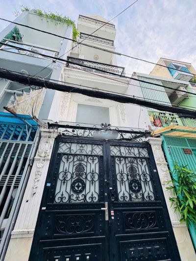 Nhà mới xây, cách mặt tiền 2 căn, Hẻm 4m,160m2 sàn Lý Thái Tổ 5,2 tỷ