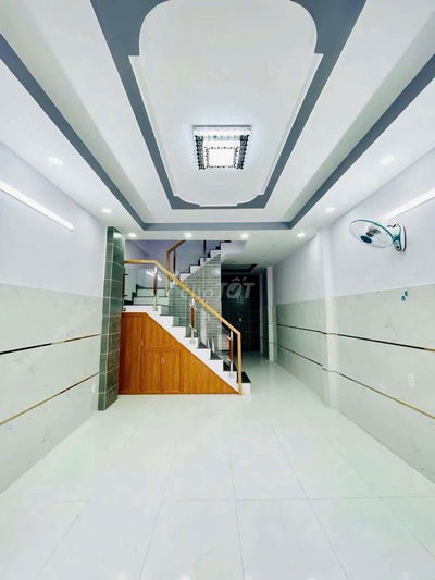 NHÀ MỚI ĐẸP- ĐƯỜNG XE TẢI THÔNG THOÁNG - 2 TẦNG BTCT - KẾ TÊN LỬA