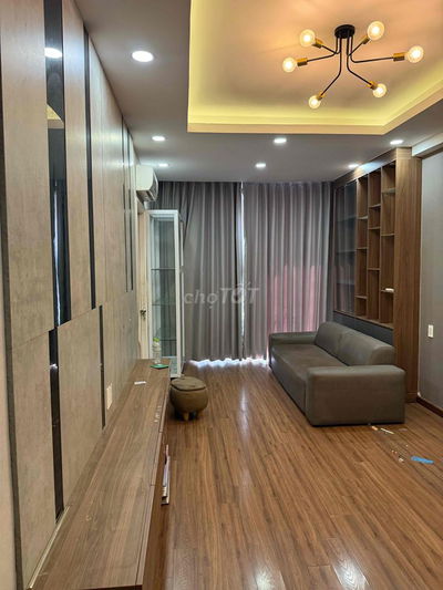 chung cư phú thọ trung tâm gần các trường đại học siêu thị