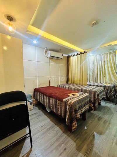 mặt bằng kinh doanh, phòng rộng 20m2, mặt tiền đường tại Quận 4