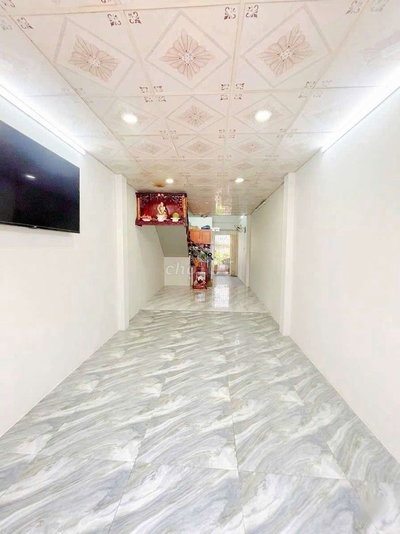 Cho thuê nhà mặt tiền PHAN VĂN KHỎE, Q6, 13tr, 2pn 2wc