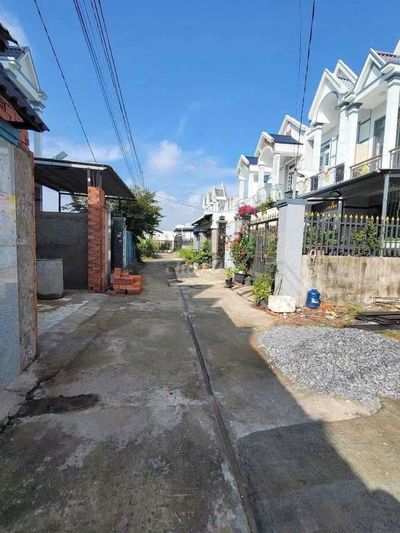Chính chủ bán nền đất Tân Kim 3 mặt tiền