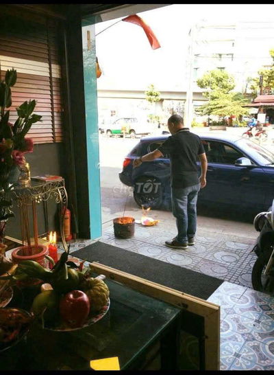 Cho Thuê Mặt Bằng Đường Lý Thái Tổ, Quận 10 ( MB Rộng - KDC ĐÔNG )