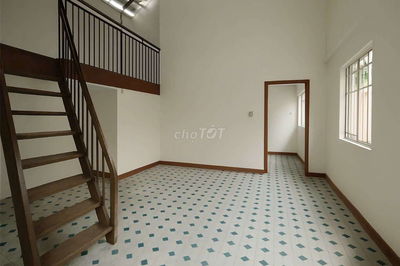 CHO THUÊ NHÀ CẤP 4 MỚI HẺM 1991 LÊ VĂN LƯONG CÓ SÂN RỘNG PHÍA TRƯOC