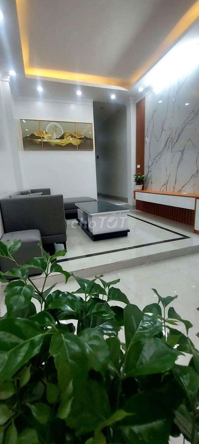 NGÕ THÔNG - NHÀ 5 TẦNG - THANG MÁY TRUNG TÂM PHỐ TÔ HIỆU HÀ ĐÔNG