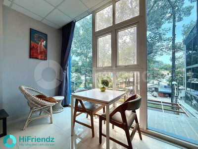 CHO THUÊ DUPLEX FULL NỘI THẤT – VIEW KÍNH XỊN XÒ TẠI TRUNG TÂM Q.5