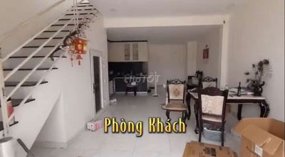 Cho thuê nhà 2 lầu gần villa park