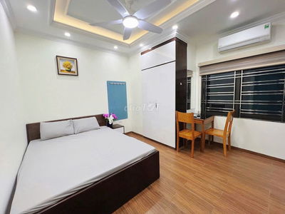 PHÒNG 1 NGỦ NGĂN BẾP tách biệt riêng full đồ Đình Thôn 25m2
