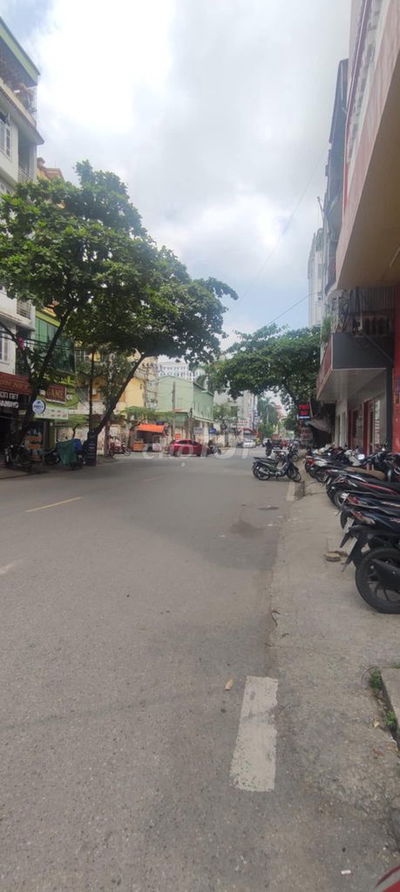 Bán Nhà Mặt Phố Chiến Thắng - Văn Quán