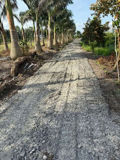 5×28,5 = 142m2 THỔ CƯ 100% ,ÔTÔ TỚI ĐẤT , KẾ BÊN TRUNG TÂM THỦ THỪA