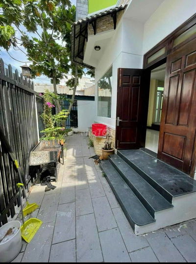 Bán nhà 4 tầng DT(8,6x12m) gần Khu dân cư Him Lam p.Tân Hưng Quận 7