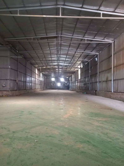 Cho thuê nhà xưởng 800m giá thuê 45 triệu