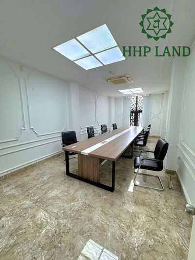 Cho thuê tòa nhà đường Phạm Văn Thuận có thang máy, hầm xe, máy lạnh