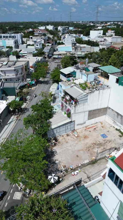 Bán nhà cấp 4 8x20m sát trường THCS Long Hậu giá chỉ 2 tỷ mấy.