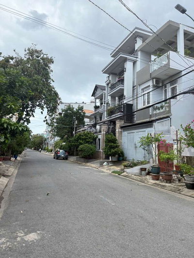 BÁN NHÀ 3 TẦNG ( 4x25m) MẶT TIỀN ĐƯỜNG SỐ TÂN QUY, QUẬN 7