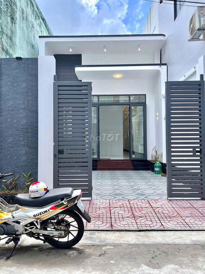 Hàng hiếm! Nhà Cấp 4 Giá Rẻ Cho Anh Chị Tài Chính Thấp Chỉ với 400tr