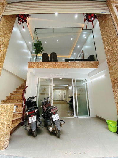 SIÊU PHẨM NHÀ 9 TẦNG VIEW HỒ -THANG MÁY 1000KG - Ô TÔ TRÁNH - KINH DOANH ĐỈNH - 27.1 TỶ
