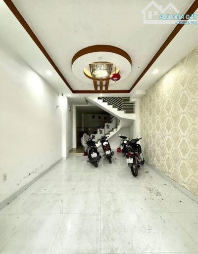 SIÊU HIẾM NHÀ 4 TẦNG KIỆT XÉM OTO THẠCH THANG HẢI CHÂU NHỉNH 4 TY CÁCH ĐƯỜNG VÀI BƯỚC CH