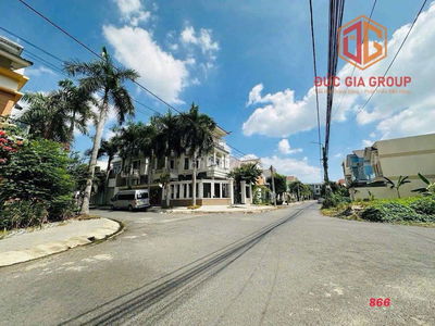 Cho thuê biệt thự 400m2 trong KDC Tân Phong ,Biên Hòa giá 20tr/tháng