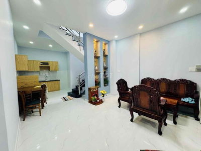 👉DT: 4,5x10 (45m2) - Nhà Đúc 2 Tầng - Ngay Tân Sơn Nhì - chỉ 4,x ty  +