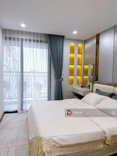 Cần bán Căn T2 Time City, 3PN sửa đẹp 2 ban công, 110m², full nội thất, có suất xe, giá 11.8 tỷ