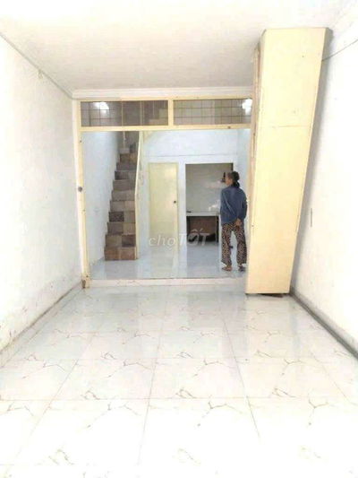 Cho thuê nhà nguyên căn.Đường Trần Văn Đang.Phường 11.Quận 3.