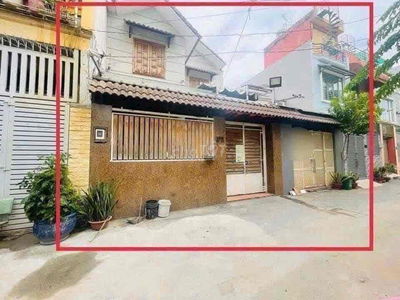 Nhà 1 trệt 1 lững 3PN diện tích 6x15m hẻm xe hơi gần ngã tư MRK