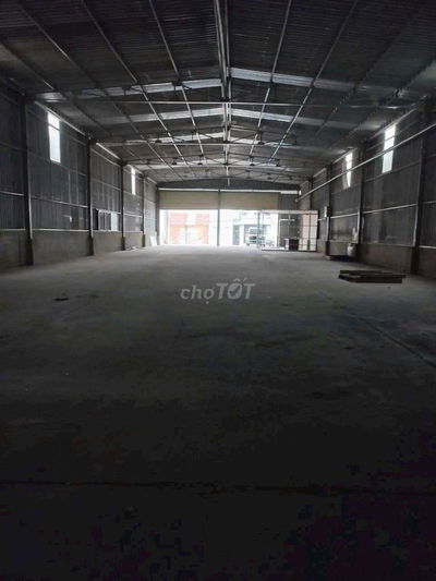 Cho thuê xưởng Thuận An 1200m sẵn 3fa văn phòng sx đa nghề(cho thuê lẻ