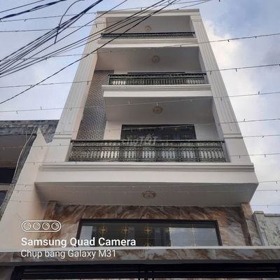 SIÊU PHẨM NHÀ MẶT HẺM XE HƠI MỘT TRỤC THÔNG