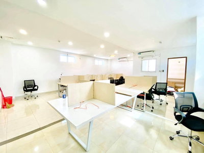Cho Thuê Nhà Trường Sơn , P.4, Q.Tân Bình, DT: 7x21m, 3 lầu