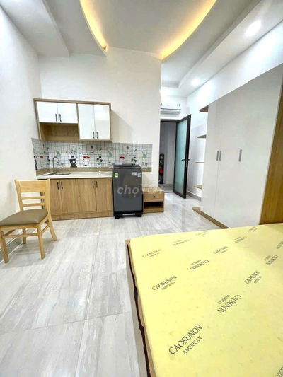 Căn hộ 1 PN.. Cửa sổ gió trời
