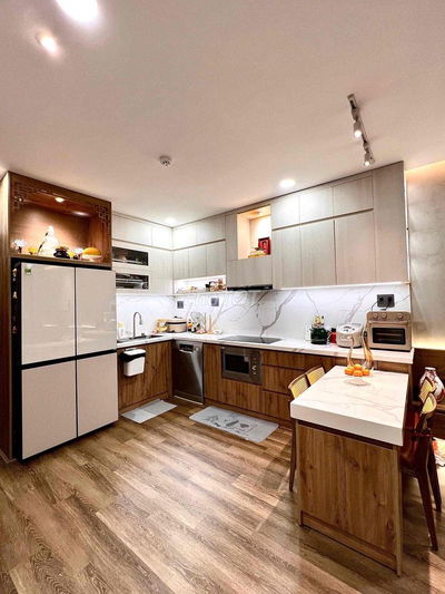 Cho thuê căn Western Capital 3 PN nội thất 15 triệu