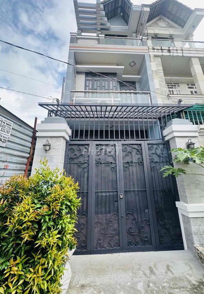 Nhà hẻm 1027 Huỳnh Tấn Phát 4PN3WC, p phú thuận