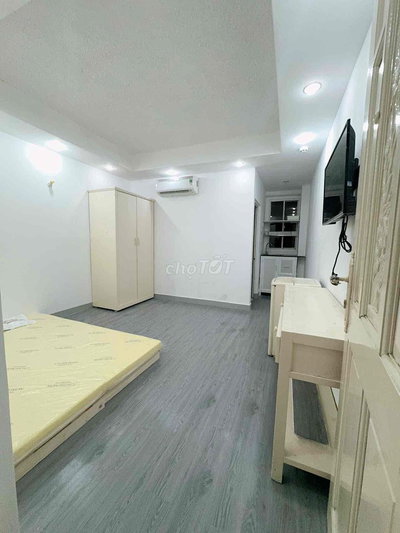 căn hộ mặt tiền quận 1
