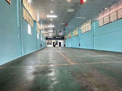 Cho thuê kho Thủ Dầu Một 450m2 trục chính