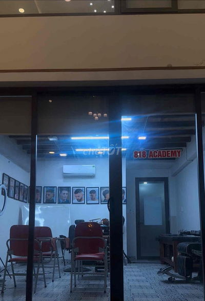 sang lại mặt bằng 2 tầng , giá rẻ chỉ 6.800.000