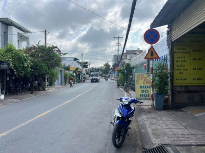Nhà mặt tiền thạnh Xuân 21 diện tích 4,5m x 38m .